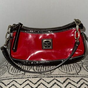 Vintage Dooney & Bourke y2k shoulder bag